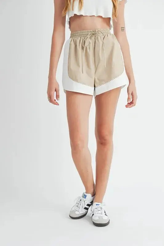 Mable Drawstring Waist Contrast Trim Detail Shorts  Style Ratio