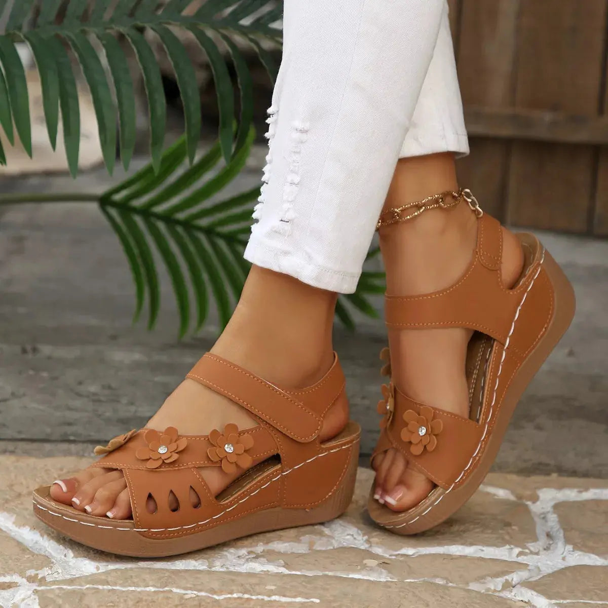 Open Toe Wedge Sandals  Style Ratio