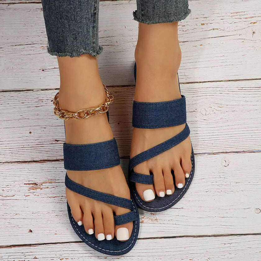Toe Loop Sandals  Style Ratio