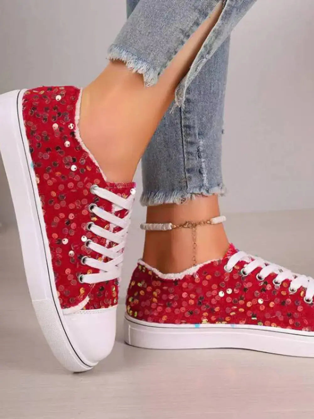Sequin Round Toe Flat Sneakers  Style Ratio