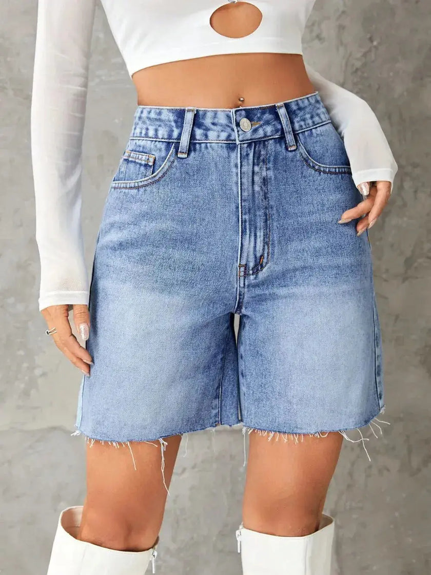 Frayed Hem Denim Shorts  Style Ratio
