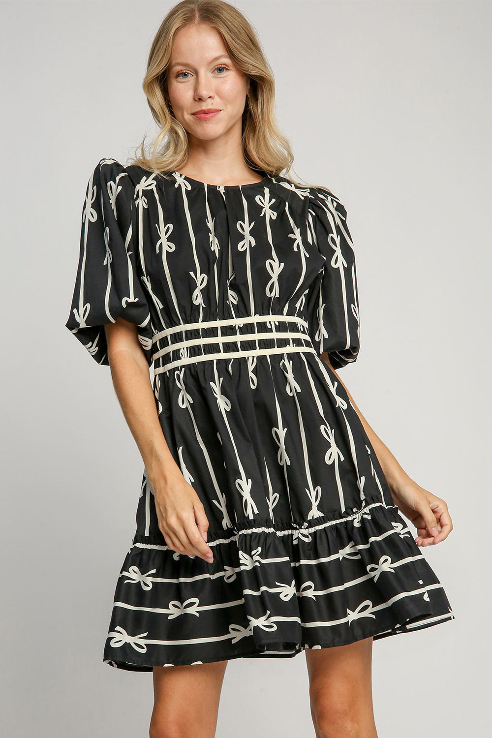 Velvet Trim Short Sleeve Dress