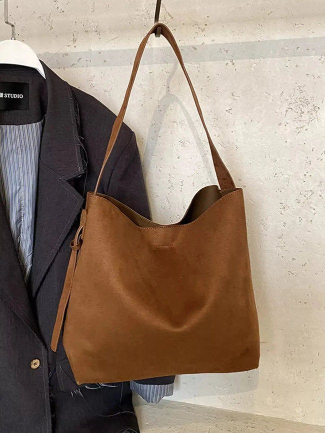 Buckle Adjustable Strap Tote Bag  Style Ratio
