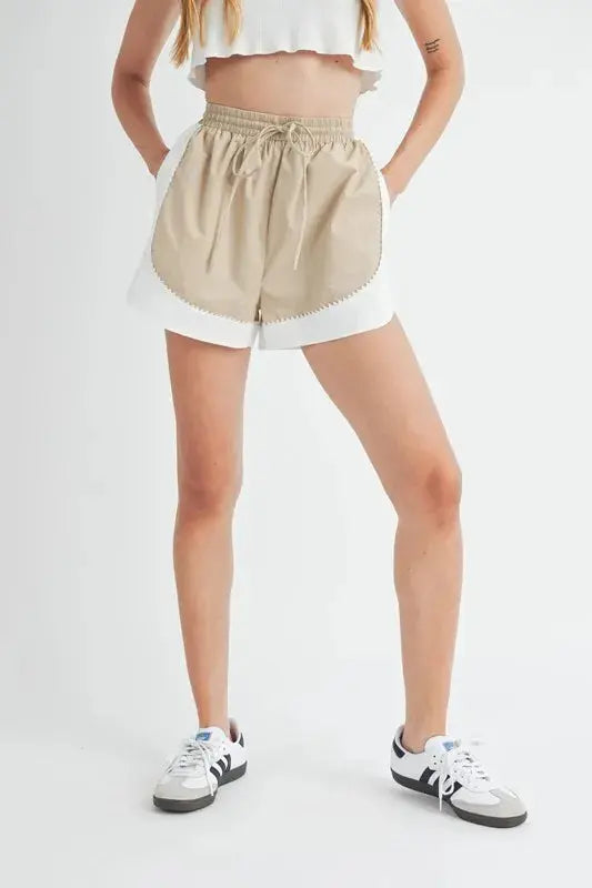Mable Drawstring Waist Contrast Trim Detail Shorts  Style Ratio