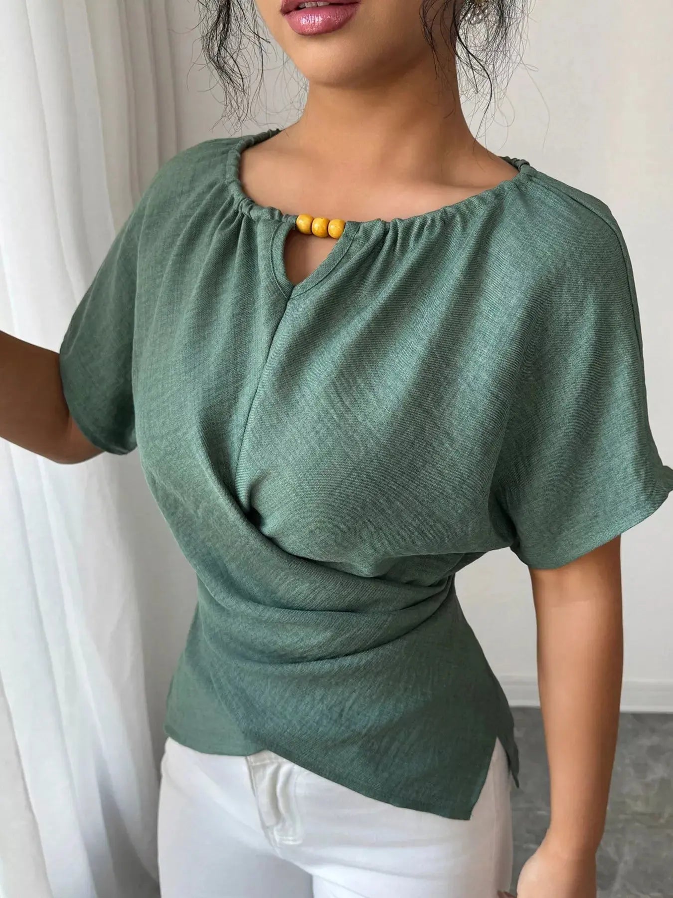Beaded Neckline Short Sleeve Blouse  Style Ratio