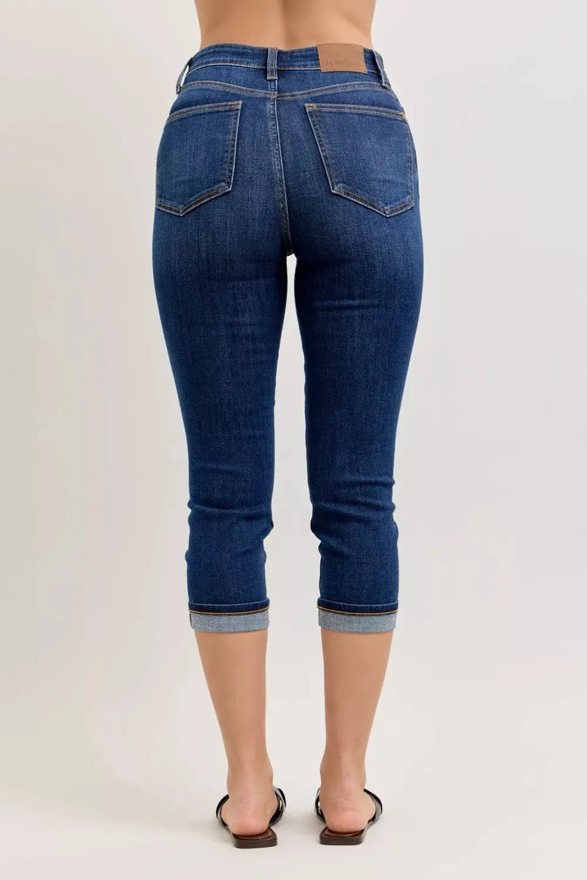 Judy Blue High Waist Capri Jeans with Single Cuff  Style Ratio