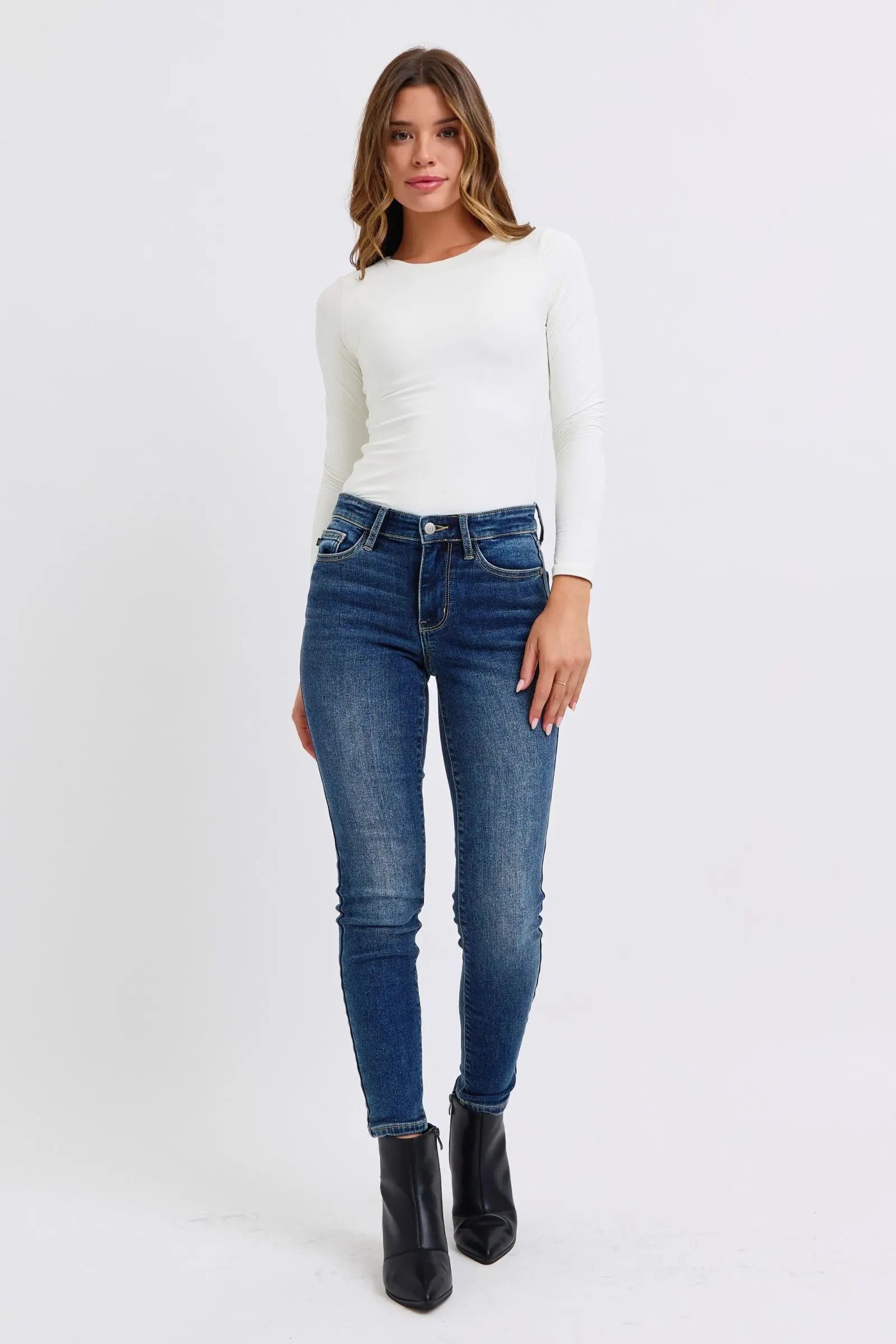 Judy Blue Skinny Jeans with Thermal Lining Trendsi