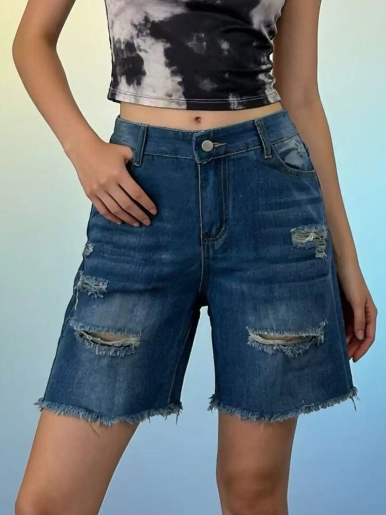 Full Size Ripped Frayed Hem Denim Shorts  Style Ratio