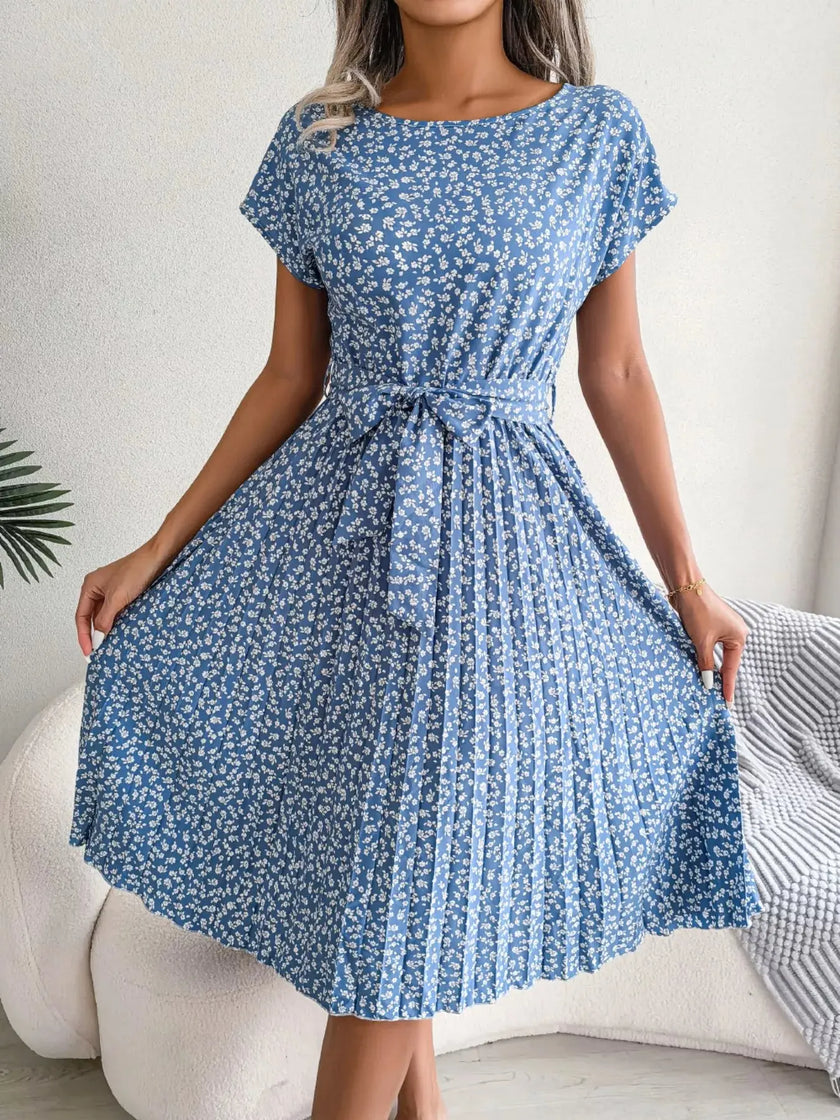 Floral Print Pleated Midi Dress with Belt  Style Ratio