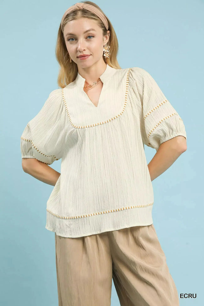 Umgee Textured Short Sleeve Top with Contrast Trim  Style Ratio
