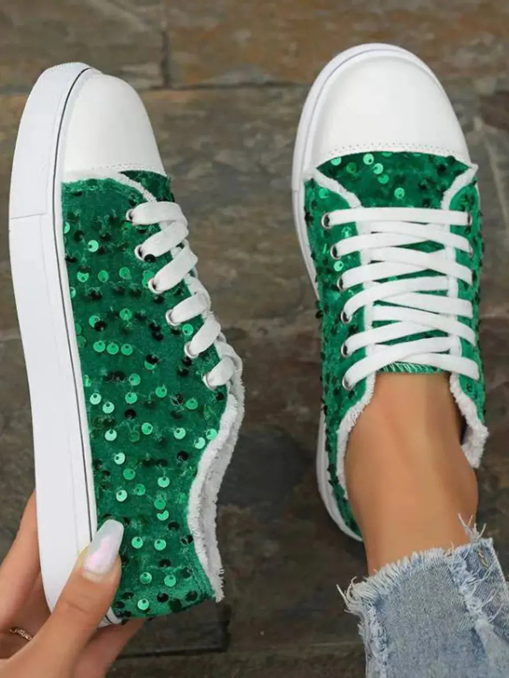 Sequin Round Toe Flat Sneakers  Style Ratio