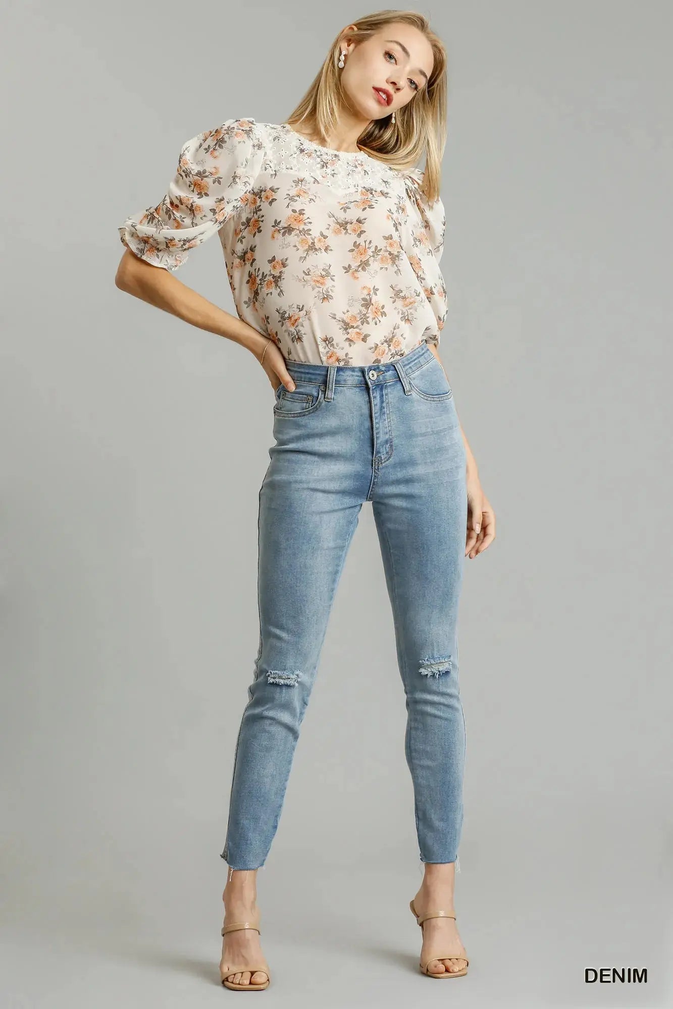 Umgee 5-Pockets Distressed Detail Stretch Denim Skinny Jeans with Unfinished Hem  Style Ratio