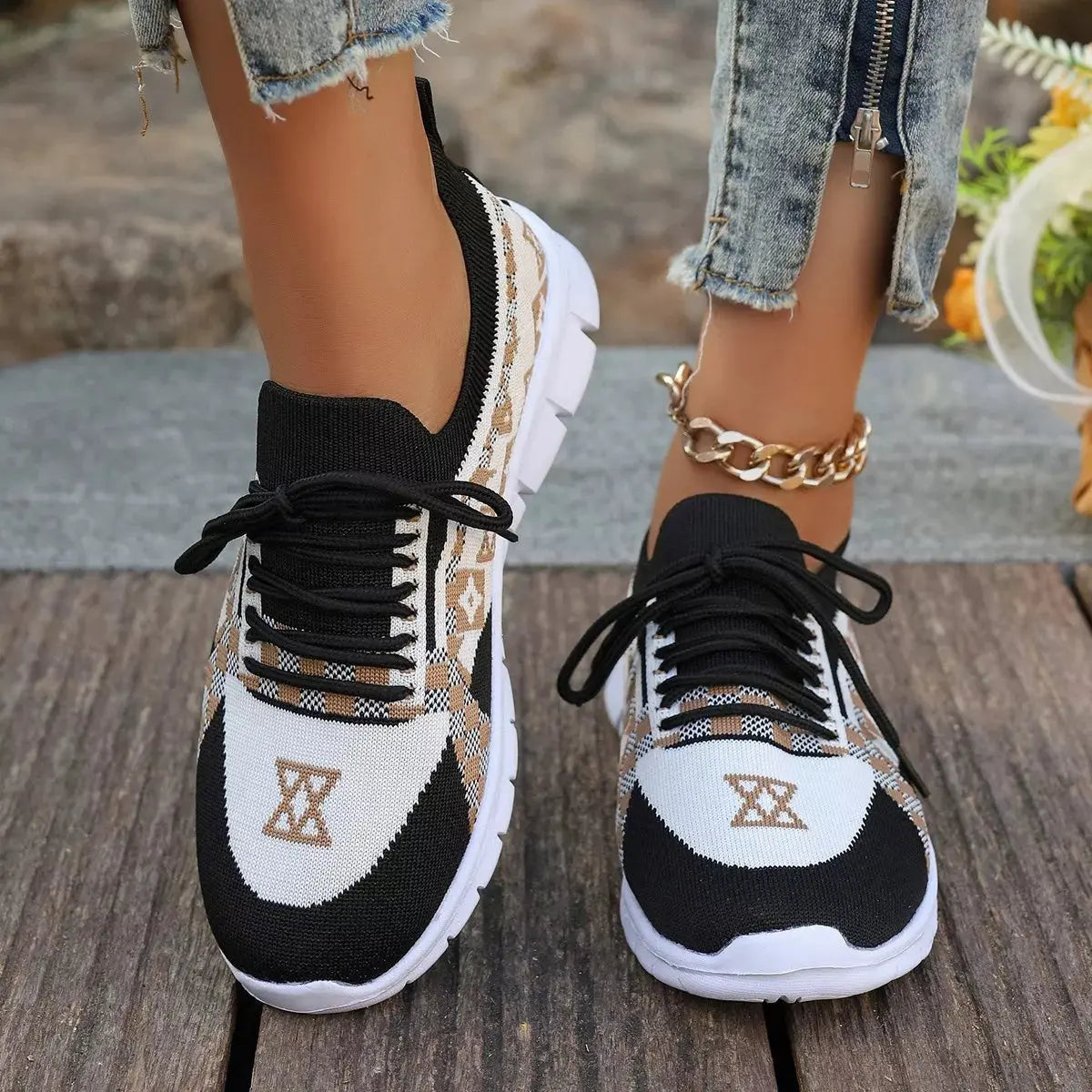 Breathable Mesh Lace Up Sneakers  Style Ratio
