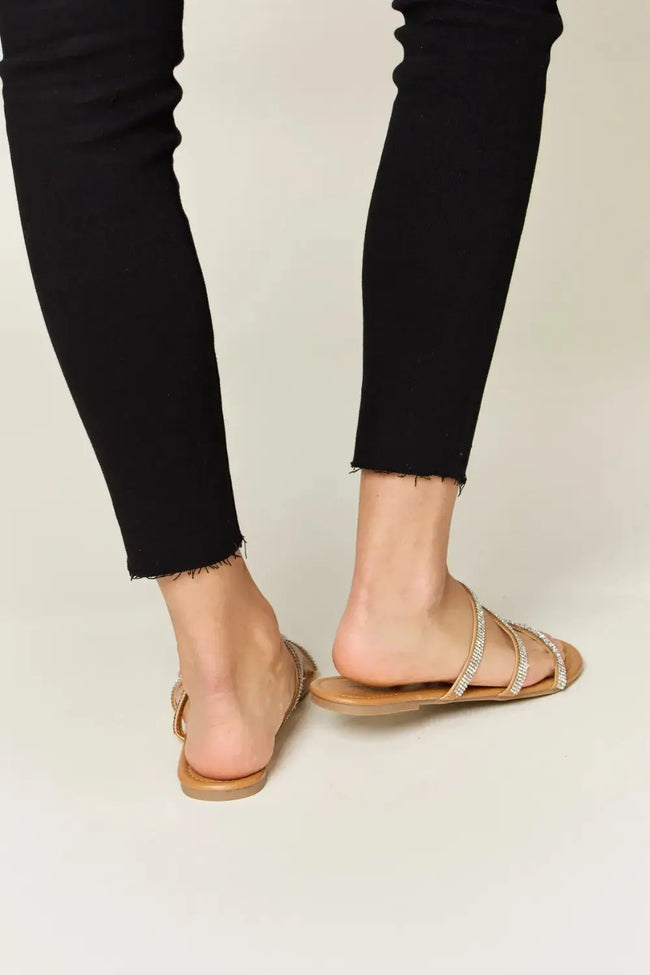 WILD DIVA Rhinestone Three-Strap Flat Sandals  Style Ratio