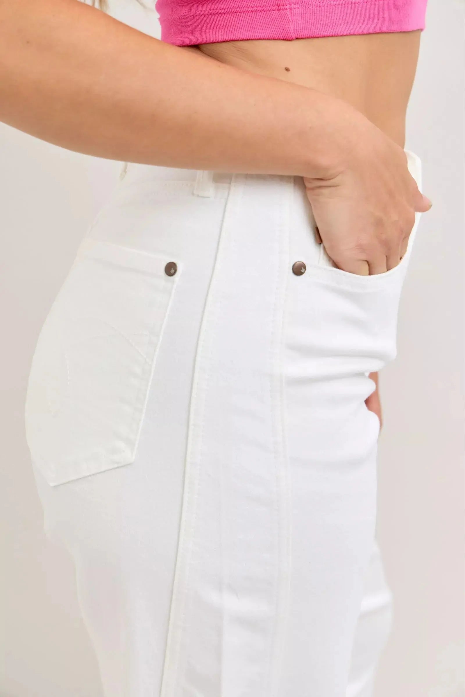 Judy Blue High-Waisted Rigid Magic Panel Barrel Jeans  Style Ratio