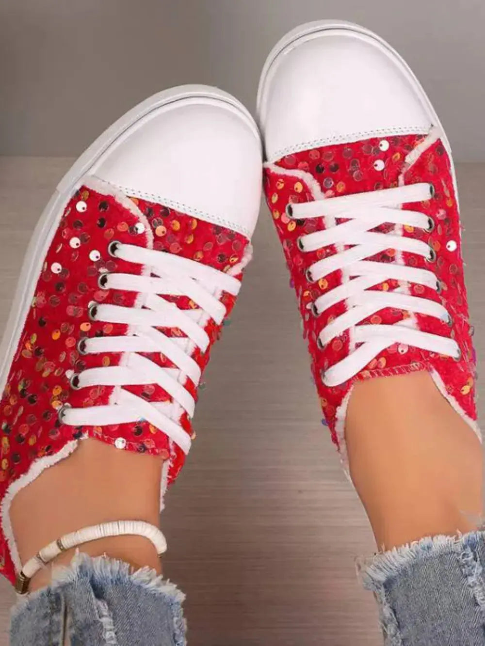 Sequin Round Toe Flat Sneakers  Style Ratio