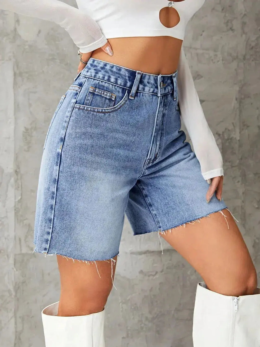 Frayed Hem Denim Shorts  Style Ratio