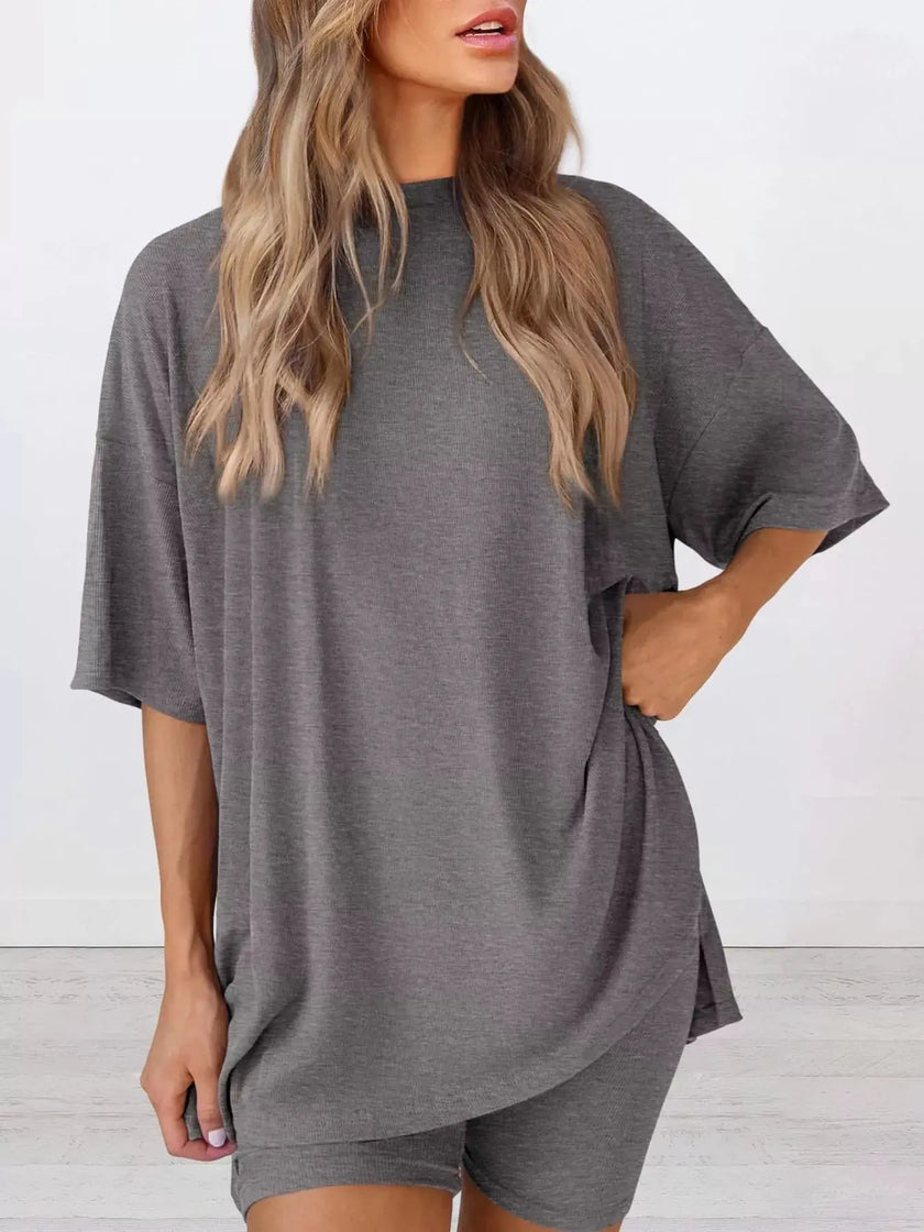 Full Size Relaxed Fit Top and Shorts Two-Piece Set  Style Ratio
