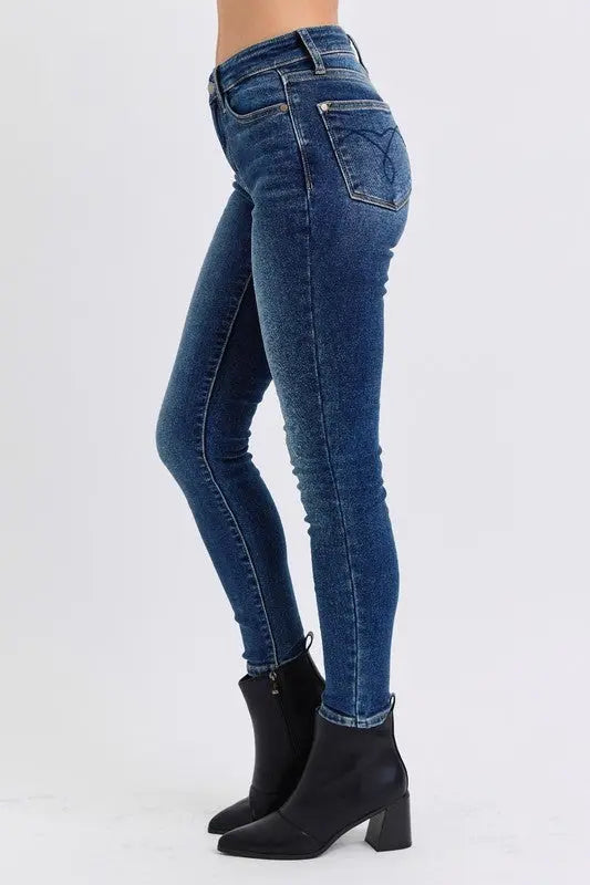 Judy Blue Skinny Jeans with Thermal Lining Trendsi