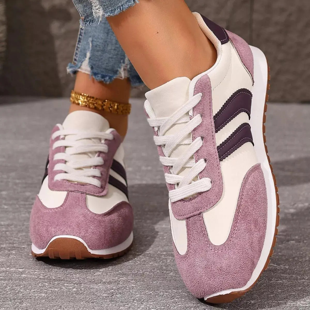 Striped Lace-Up Casual Sneakers  Style Ratio