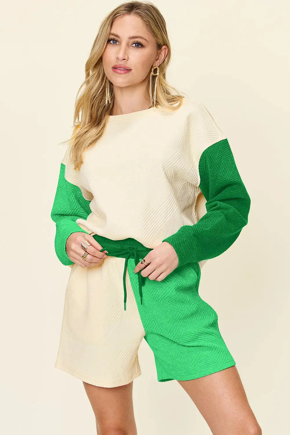 Double Take Full Size Contrast Drop Shoulder Top and Shorts Set  Style Ratio