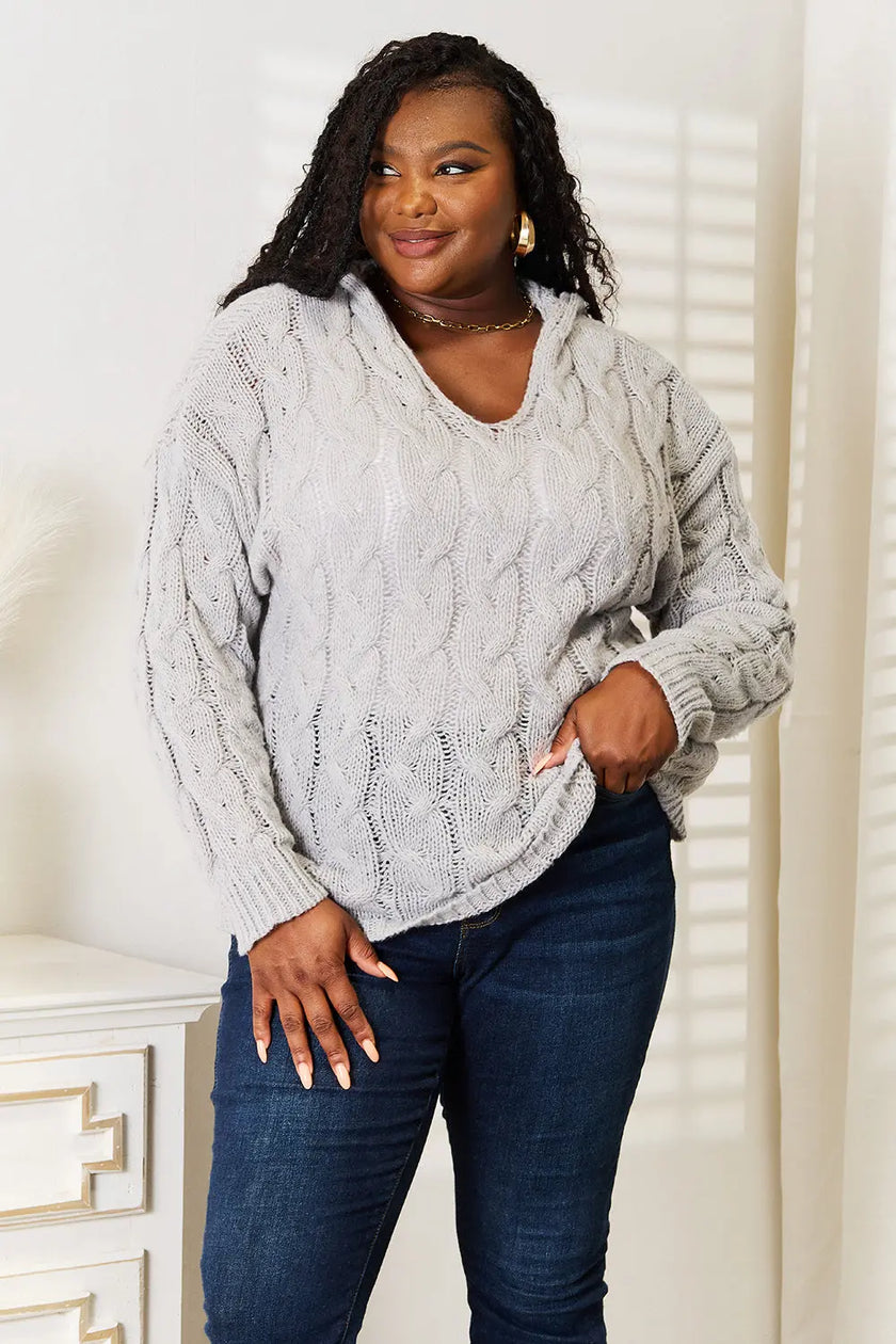 Woven Right Cable-Knit Hooded Sweater  Style Ratio