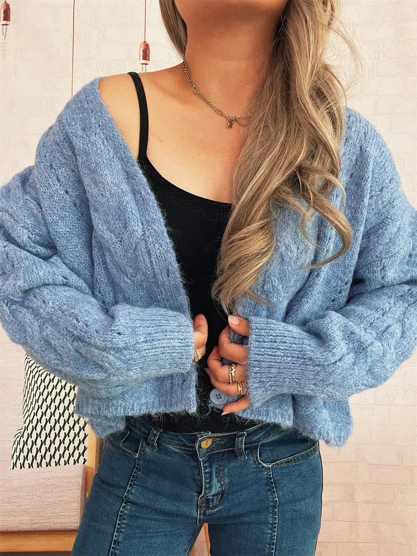 Cable Knit Button-Up Cardigan  Style Ratio
