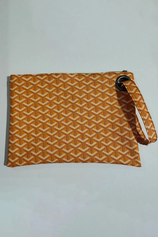 Carry Your Love Plaid Wristlet  Style Ratio