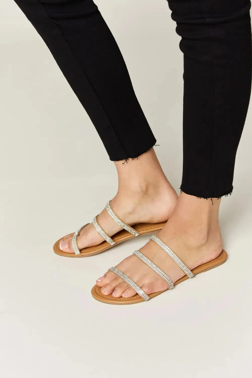 WILD DIVA Rhinestone Three-Strap Flat Sandals  Style Ratio