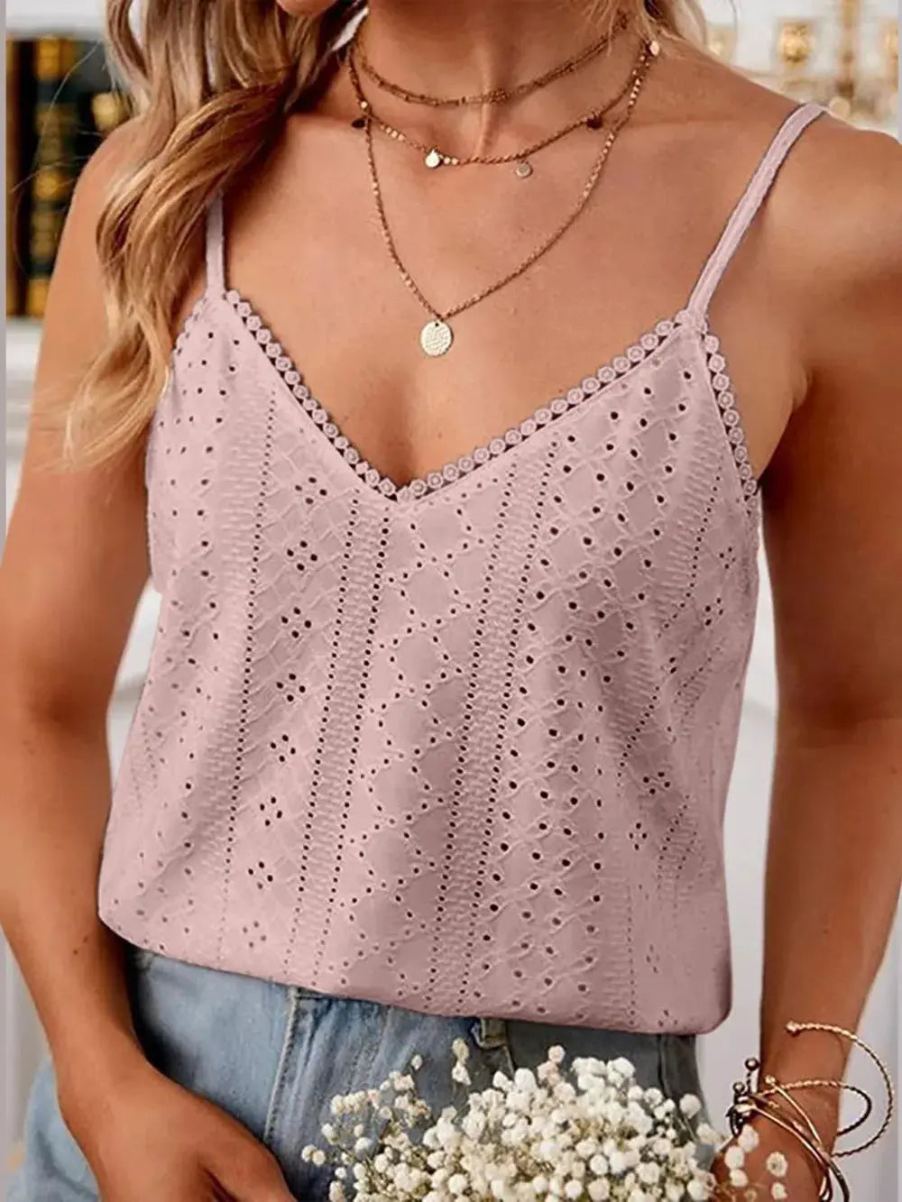 Eyelet Lace Detail V-Neck Cami  Style Ratio