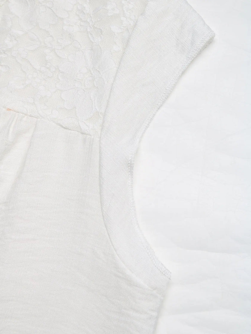 Lace Trim Notched Blouse  Style Ratio