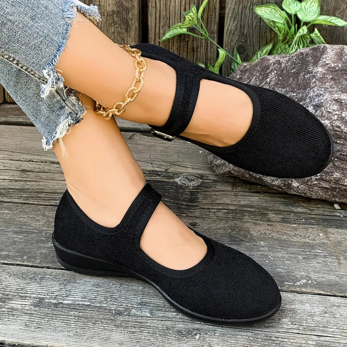 Round Toe Mesh Slip-Ons  Style Ratio