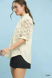 Umgee Linen V-Neck Lace Puff Sleeve Top  Style Ratio