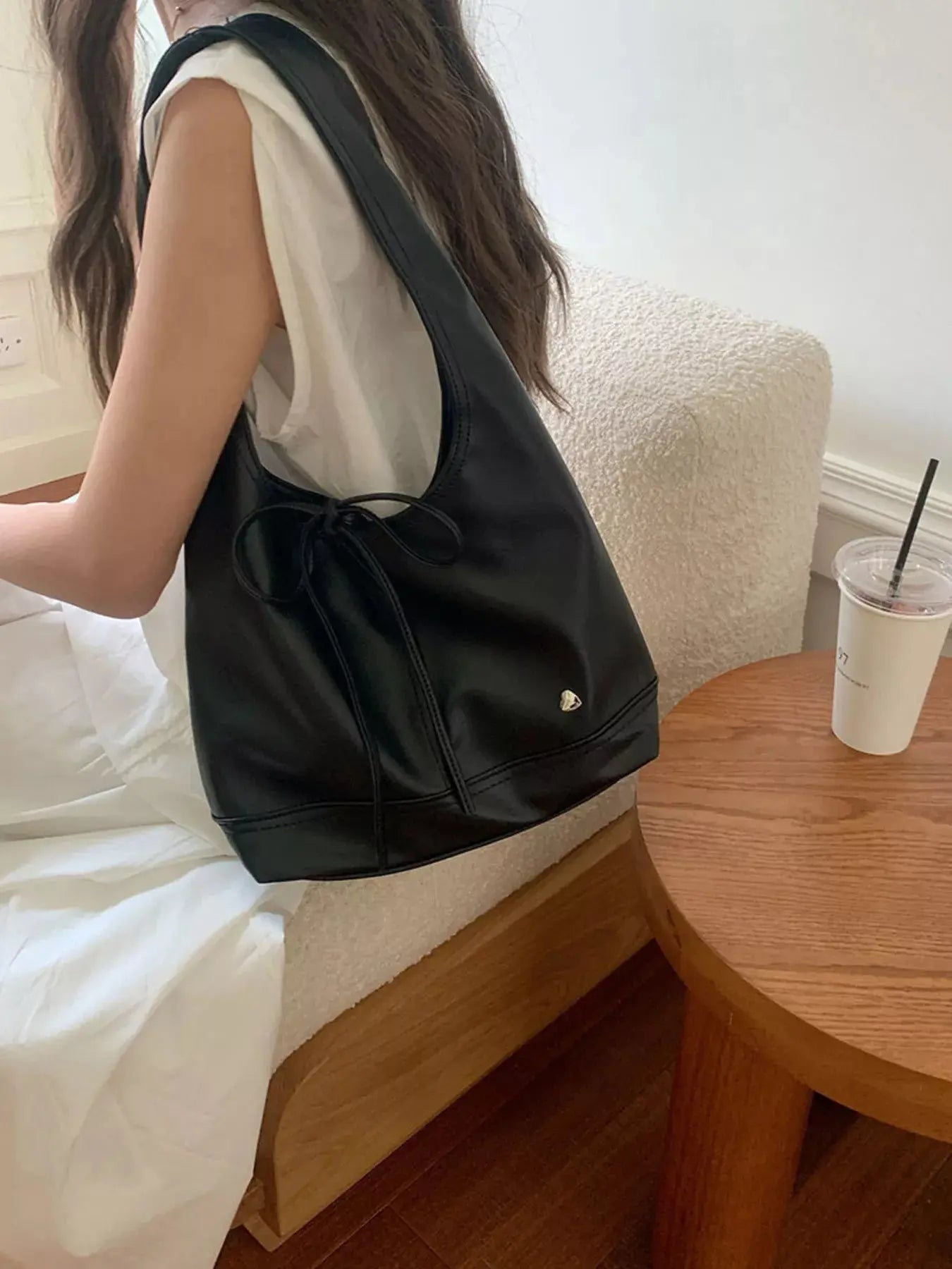 Leather Tied Shoulder Bag  Style Ratio