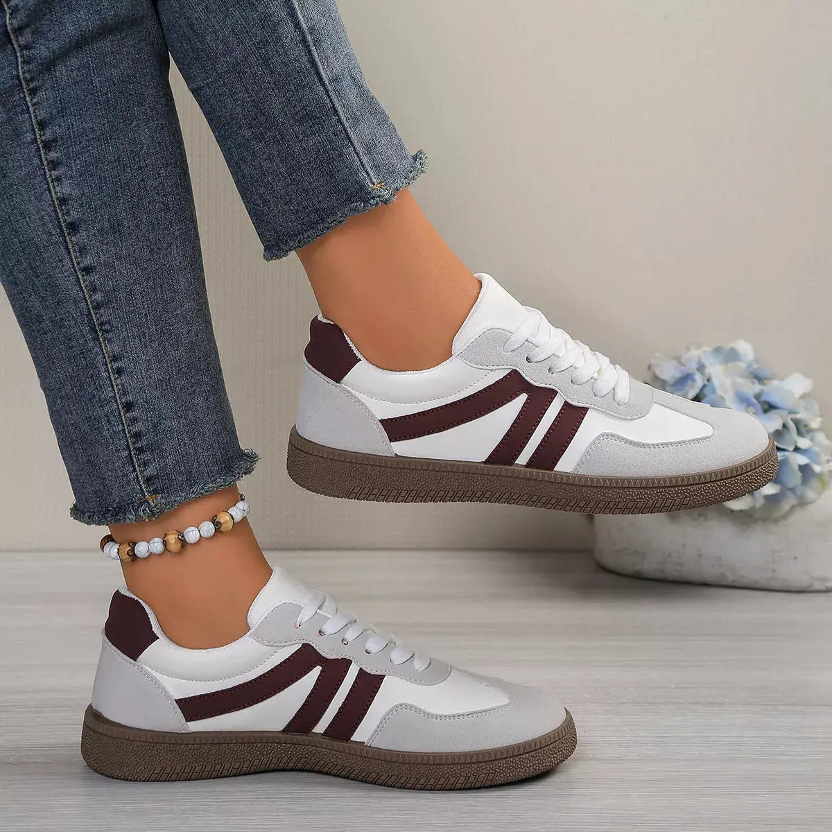 Striped Lace-Up Casual Sneakers  Style Ratio