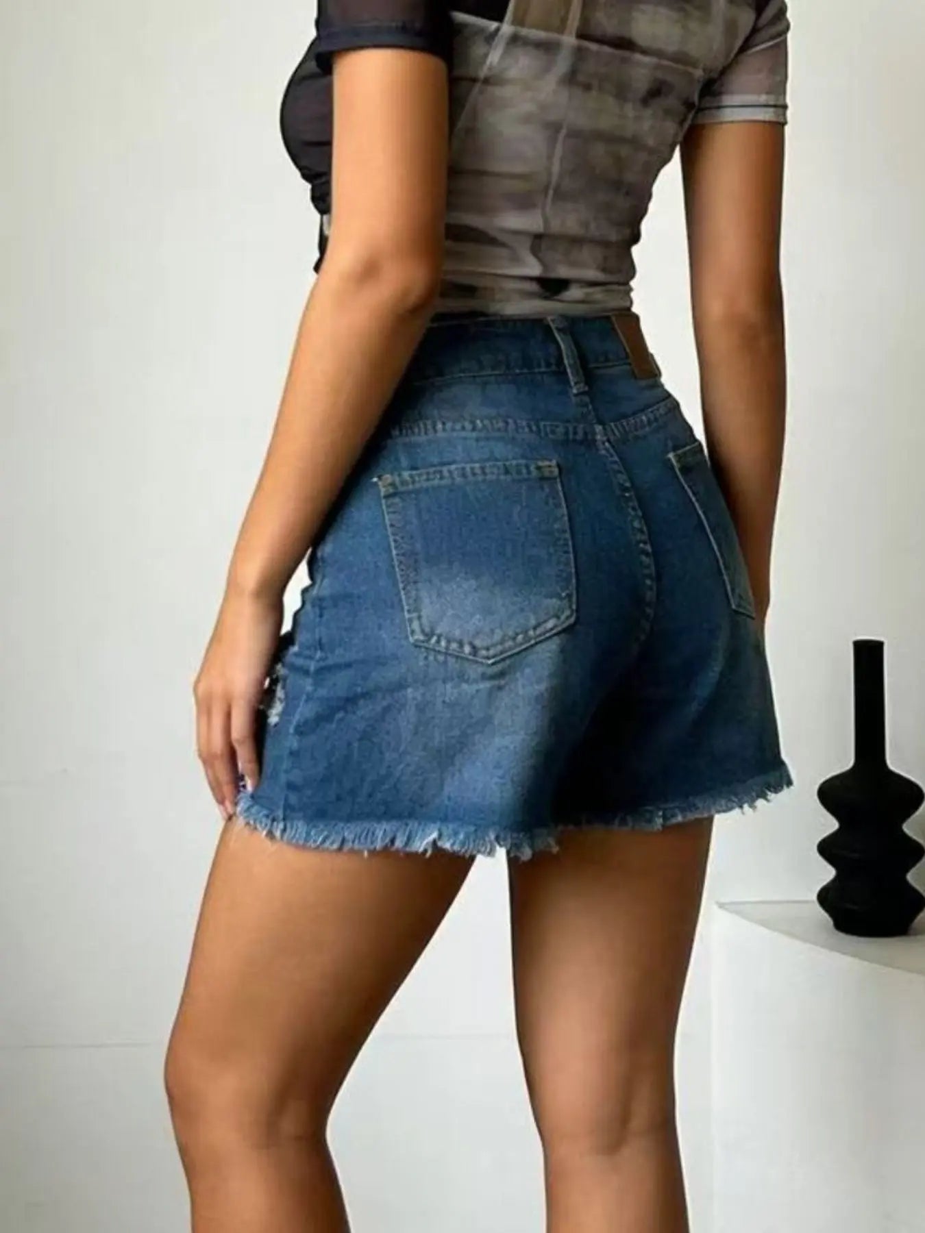 Distressed Frayed Hem Denim Shorts  Style Ratio