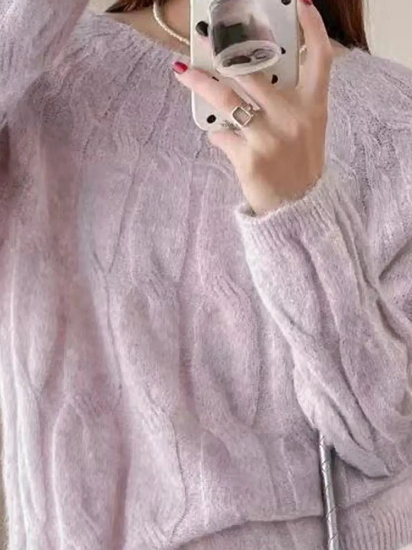 Cable-Knit Round Neck Sweater  Style Ratio