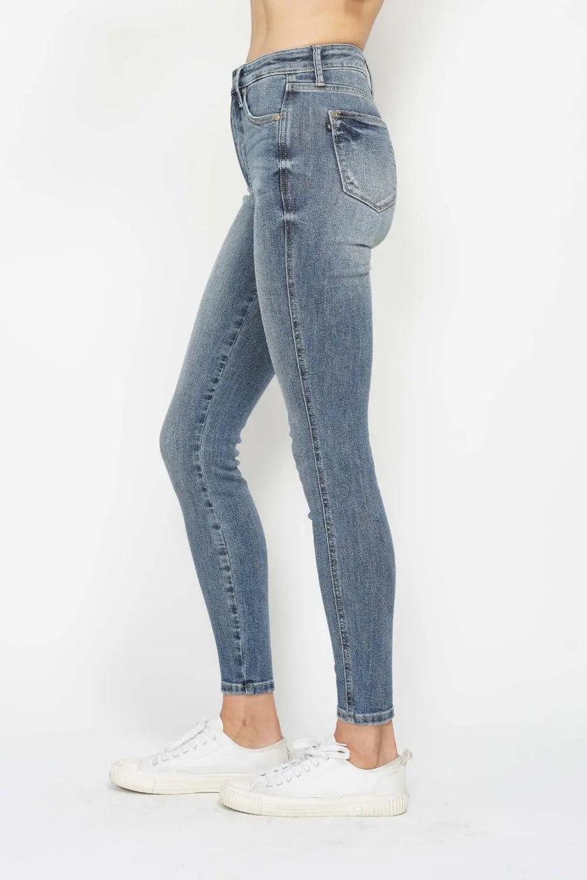 Judy Blue High Rise Contrast Wash Skinny Jeans Trendsi
